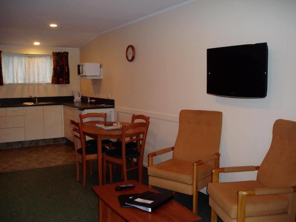 Portobello Boutique Motel Dunedin Extérieur photo