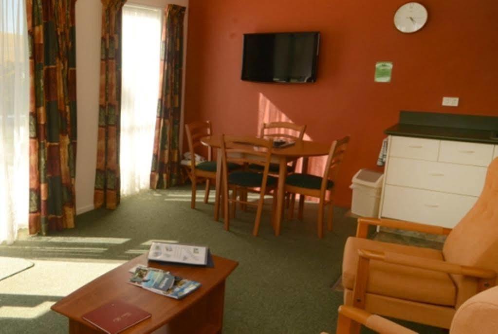 Portobello Boutique Motel Dunedin Extérieur photo