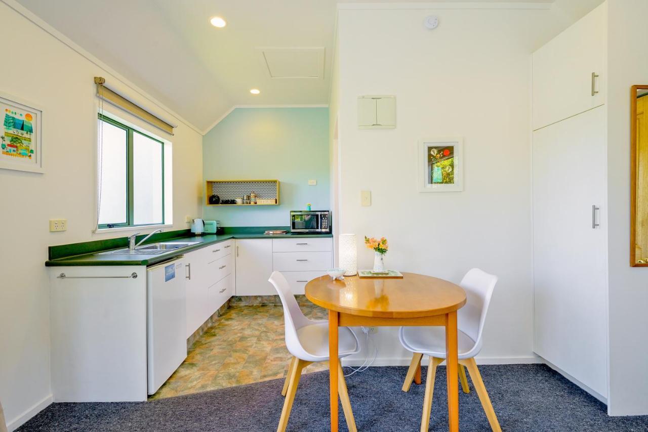 Portobello Boutique Motel Dunedin Extérieur photo